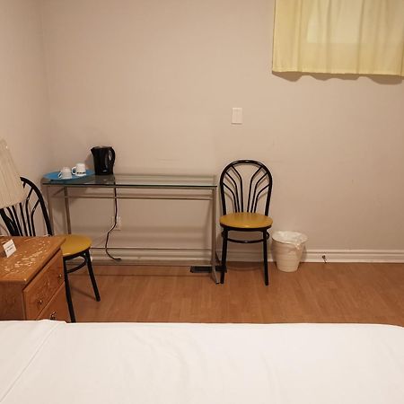 Apartmán Cozy Private Rm Heart Of North York Free Parking Full Kitchen Close To Downtown Toronto Exteriér fotografie