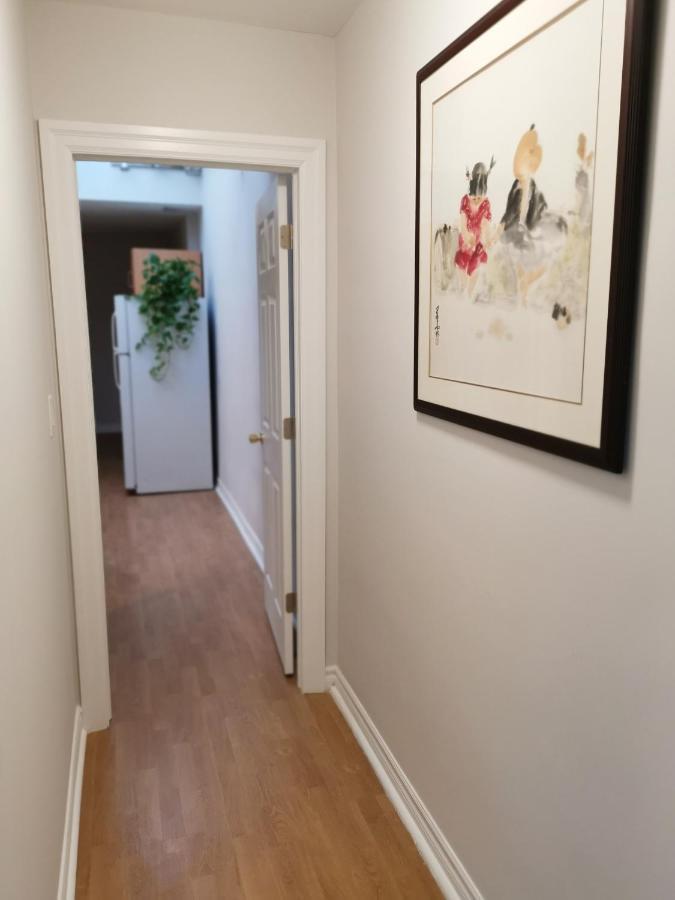 Apartmán Cozy Private Rm Heart Of North York Free Parking Full Kitchen Close To Downtown Toronto Exteriér fotografie