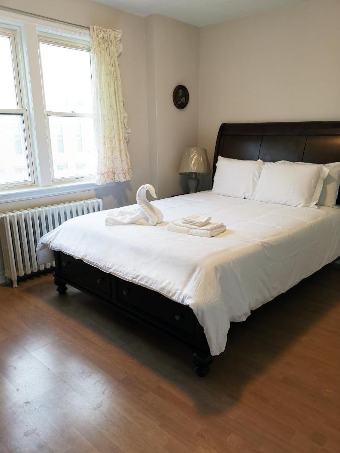 Apartmán Cozy Private Rm Heart Of North York Free Parking Full Kitchen Close To Downtown Toronto Exteriér fotografie