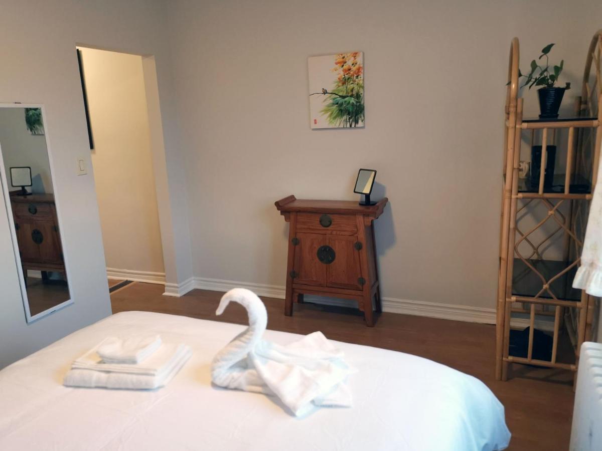 Apartmán Cozy Private Rm Heart Of North York Free Parking Full Kitchen Close To Downtown Toronto Exteriér fotografie